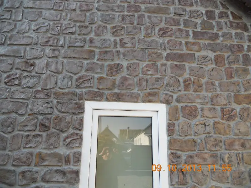 Detail of stones around a window